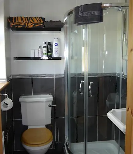 Oda ve Kahvaltı Inishfree